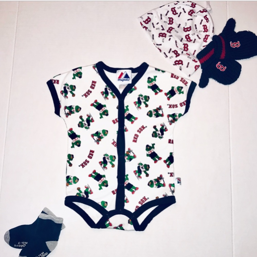 Red Sox,green monster and matching clothes✨BUNDLE